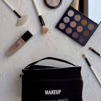 Make UP